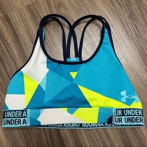 Under armour youth medium sports bra